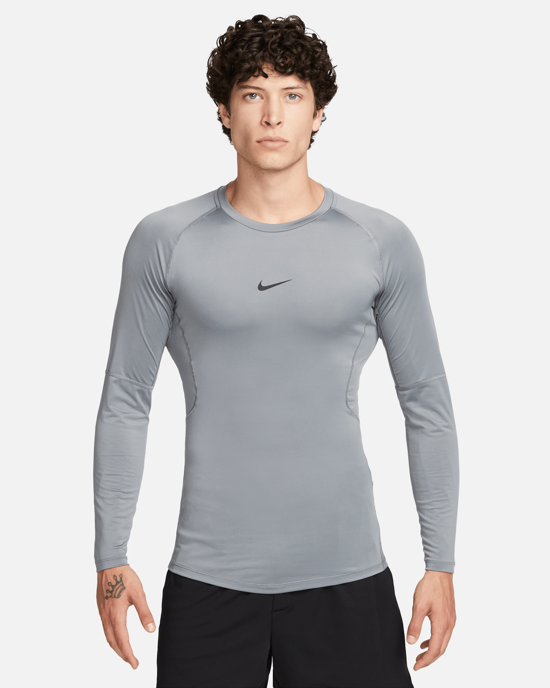 NIKE　Nike Dri-FIT Nike Pro Men's Dri-FIT Tight Long-Sleeve Fitness Top. Nike.com